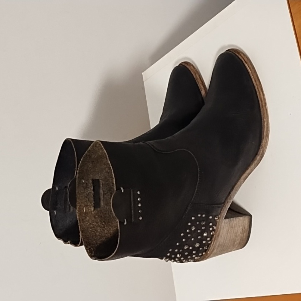 Scarpa Heeled Leather Boots